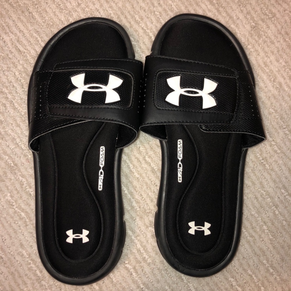 NWOT FreshFoam slides